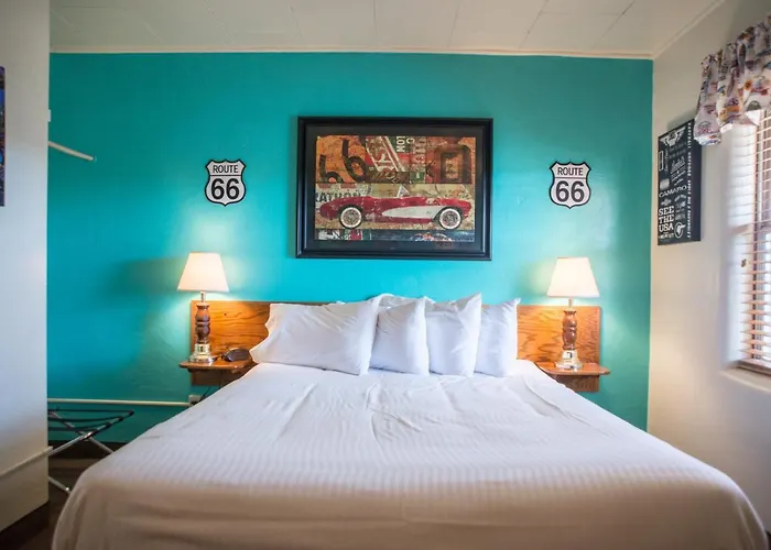 Historic Route 66 Motel 2*